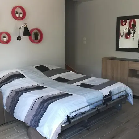 Classe, 55 M2, 4 Pers, 20 Min Plages Dom wakacyjny